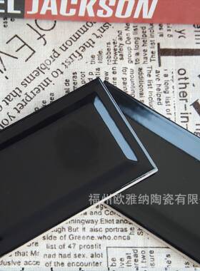 小规格卫生间厨房不透水瓷砖75x150黑色不透水斜边彩色釉面砖