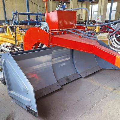 可伸缩作业式卫星平地机大棚土壤刮平机大弯梁整地机械