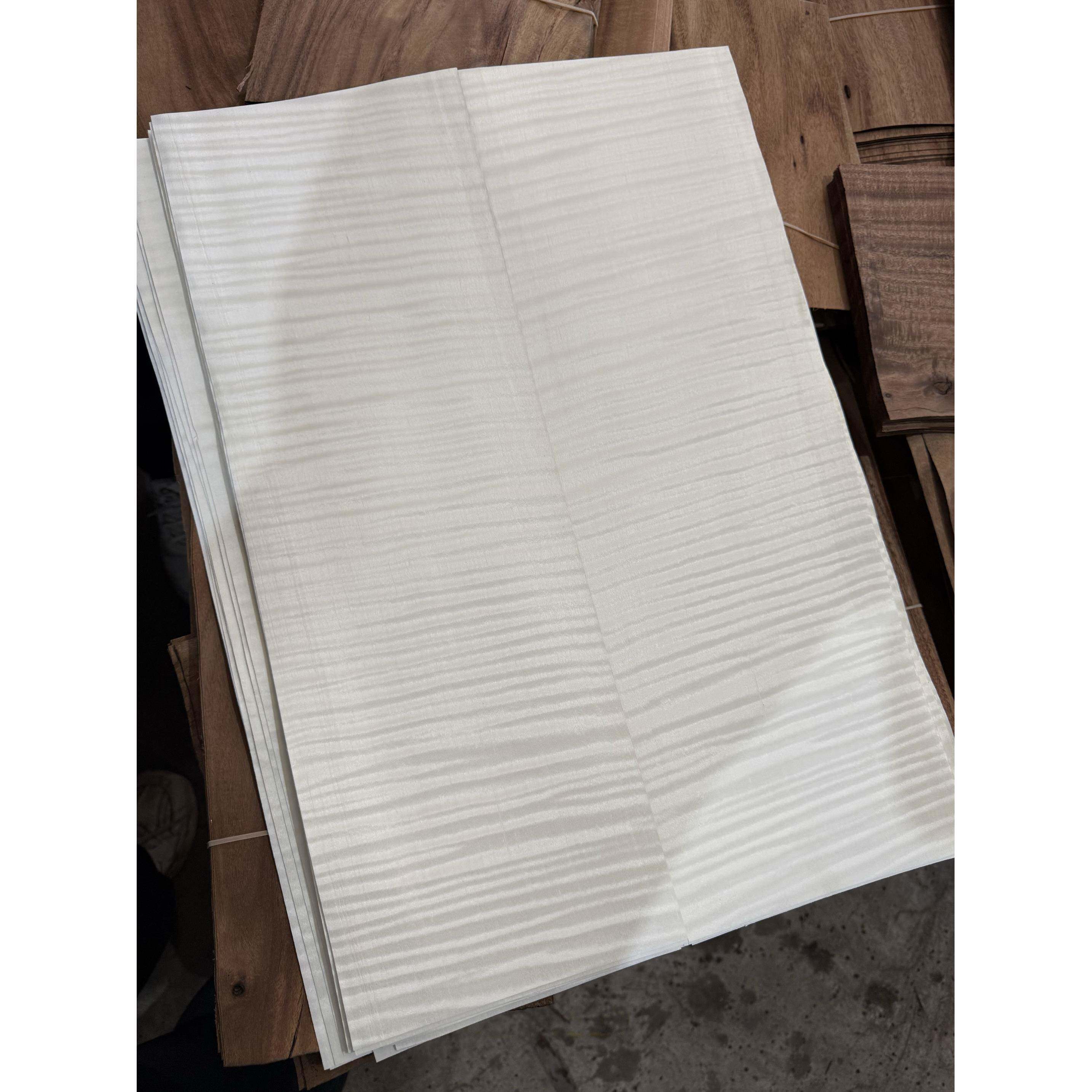 虎纹枫影漂白 电吉他木皮贴面 500*340-380*0.5 mm 木皮木片 贴面