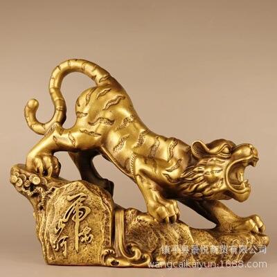 铜老虎摆件纯铜生肖虎虎啸山河下山虎客厅办公室家居装饰虎年吉祥