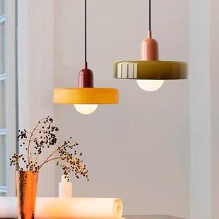 中古灯餐厅吊灯北欧现代彩色复古绿色吧台灯新款玻璃灯奶油餐吊灯