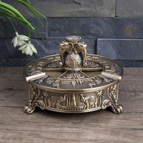 北欧创意个性潮流防风烟灰缸家用客厅卧室办公室带盖烟灰缸