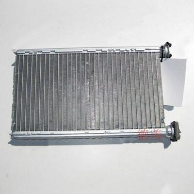 适用奔驰213238E180E200E260E300暖风水箱加热器蒸发器