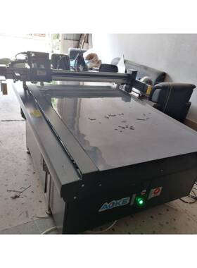 纸箱纸盒电脑介样机新DCZ701310型号v槽彩盒包装盒割样机