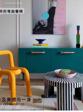 设计师艺术现代简约个性餐椅创意造型网红色彩化妆异形弯管椅