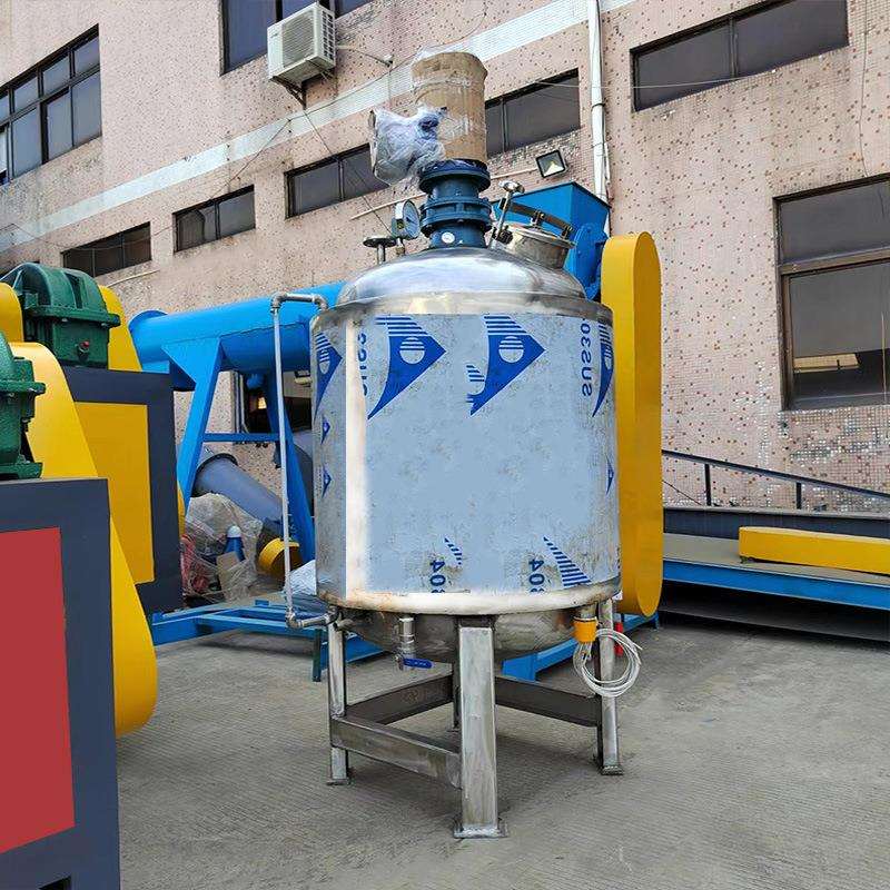 不锈钢豆浆乳化搅拌罐 液体配料罐 化工液体三层电加热保温搅拌罐