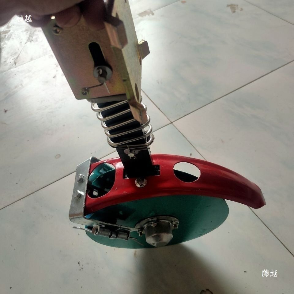 小麦玉米开沟器 圆盘开沟器 播种机配件大全开沟器总成农哈哈开沟