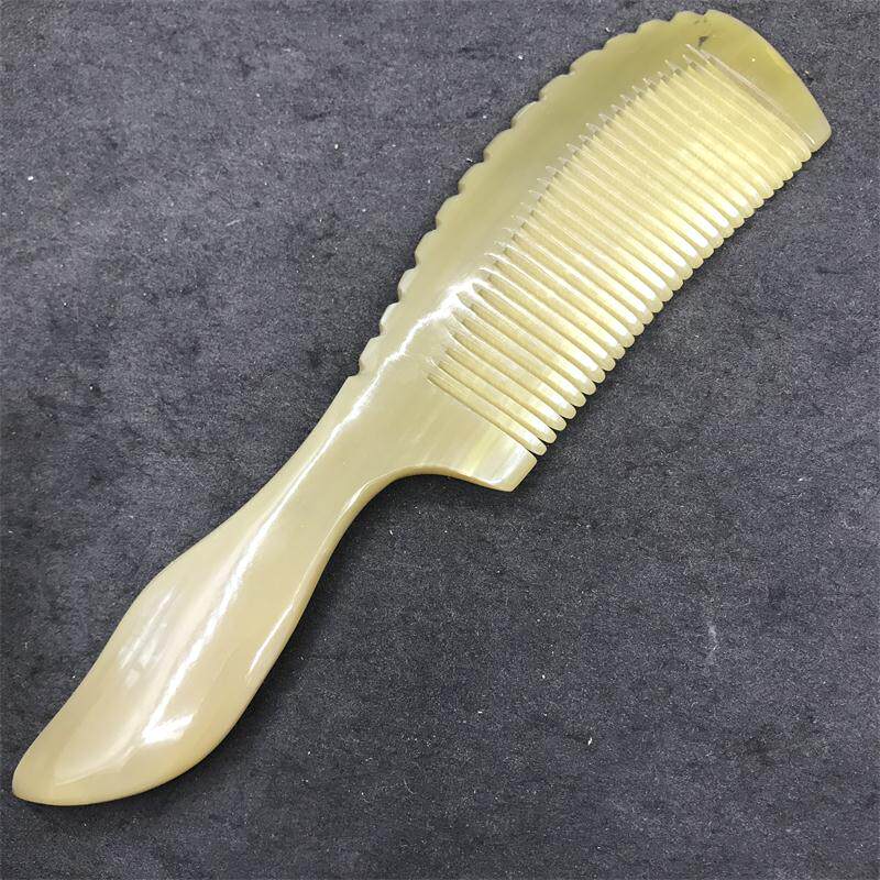 天然20-21厘米半精品加厚黄牛角凤尾梳防静电按摩梳颜色随机
