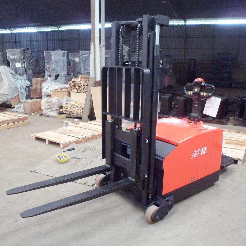 式合叉力CDD06-970平衡重414堆降高车站驾式无支腿全电动升车堆垛