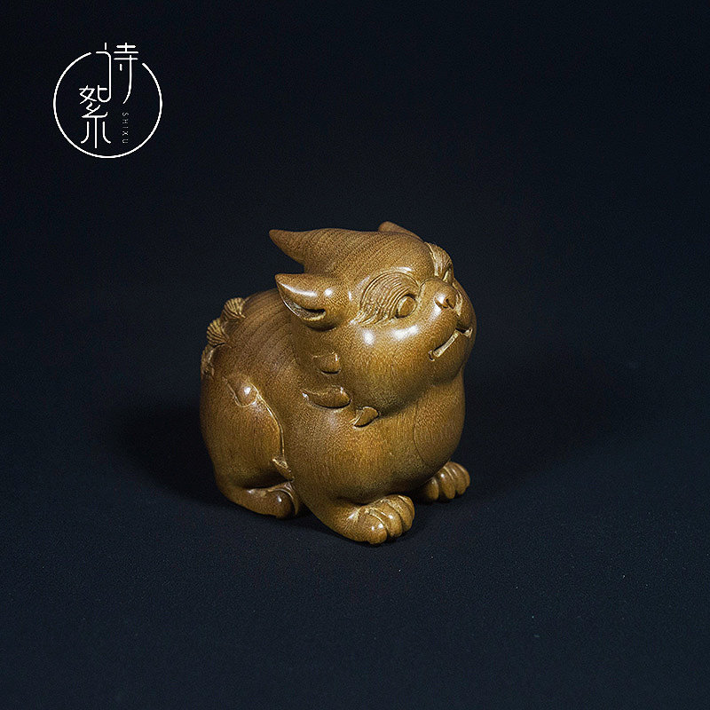金丝楠木貔貅手把件桢楠老料湘工雕刻满金丝男士文玩把件桌面摆件