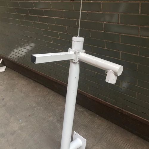 L型围墙壁装立杆贴墙立杆围墙监控立柱1米立杆1.5米立杆2米立杆