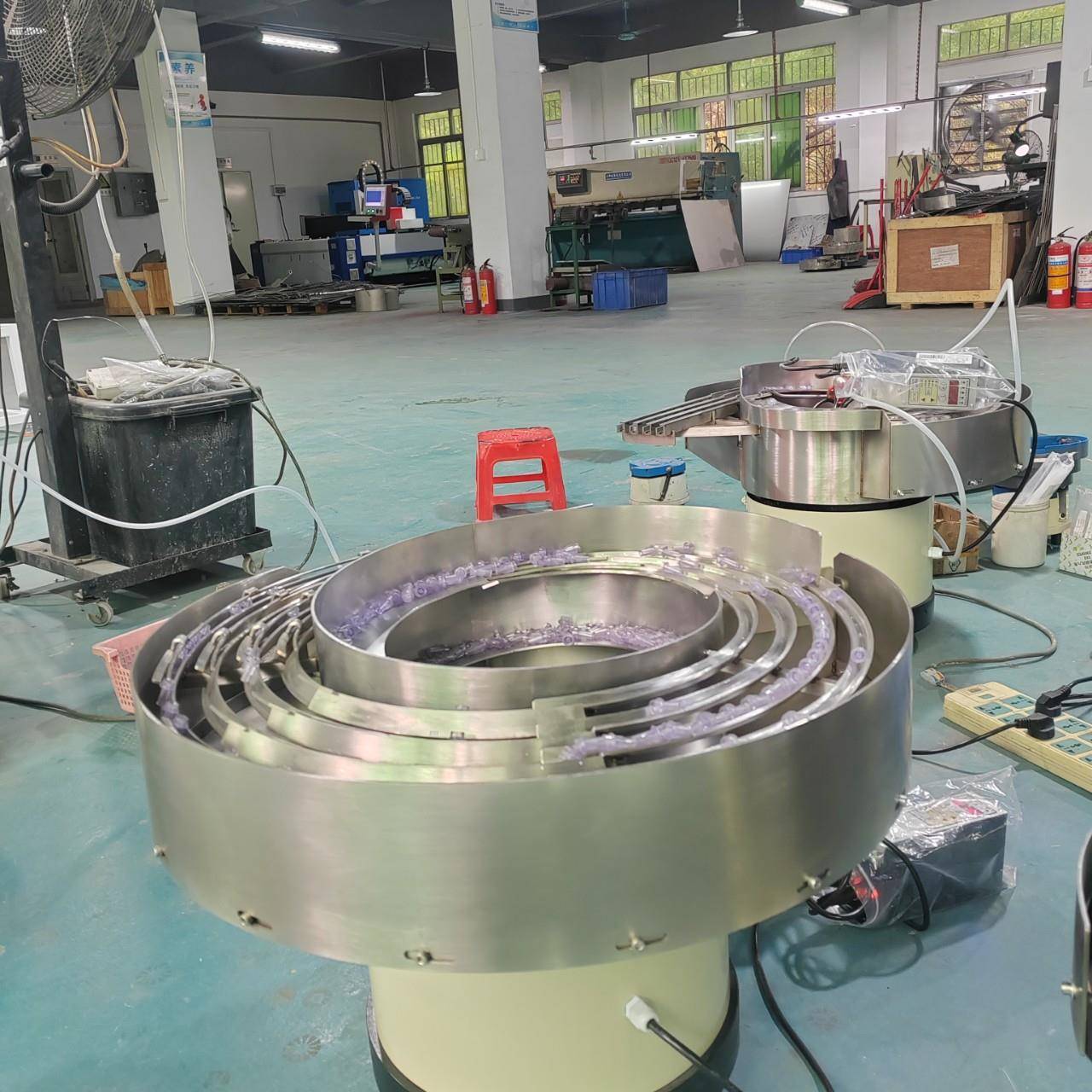 东医疗器械送莞自动料机塑金电子机械设备自动送料胶器五筛选振动
