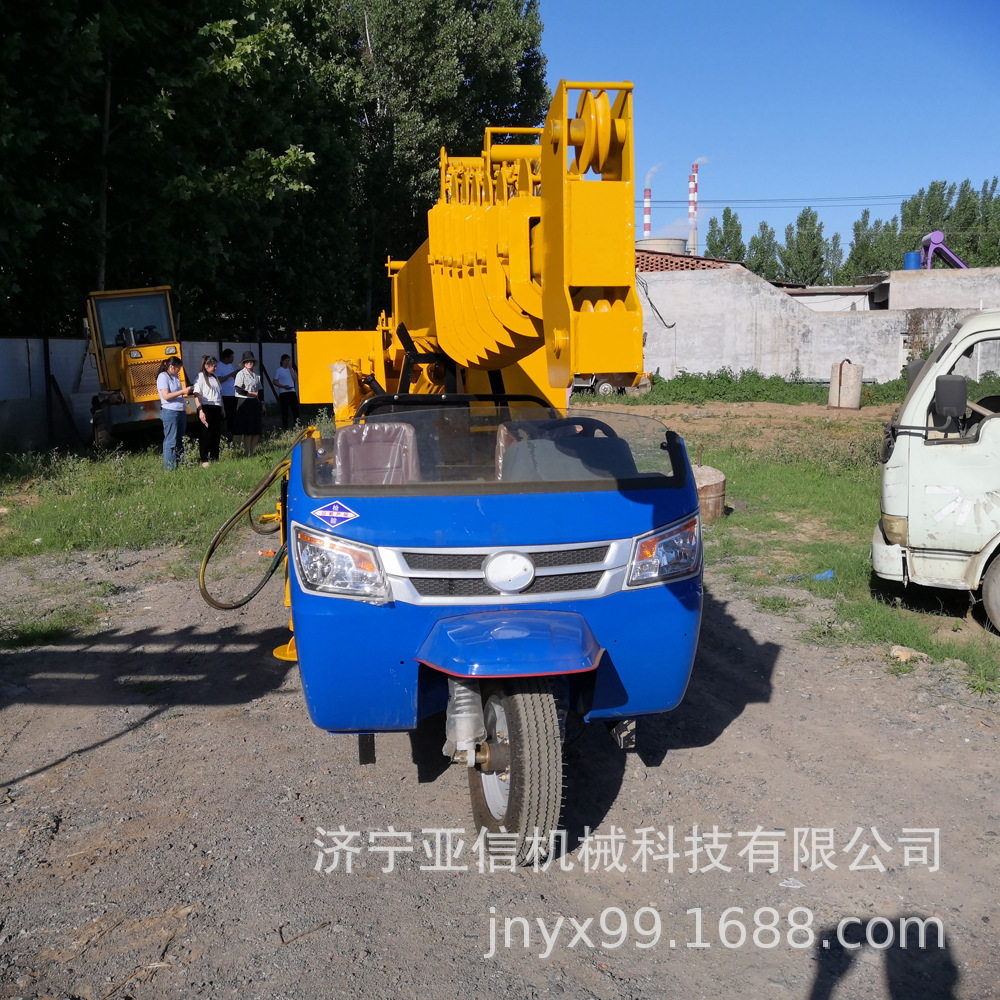 亚信YX-5T三轮吊机 农用三轮小吊车 建筑用三马子吊起重机 园林移