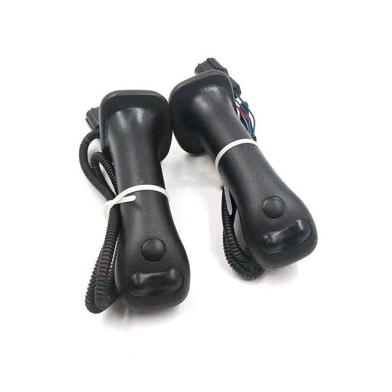 挖掘机配件DX斗山DH手大宇225-9/2操1DH225-9/5-9杆柄胶三按钮带