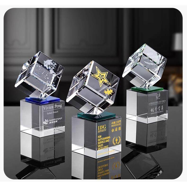 透明水晶魔方内雕方体创意水晶立方体奖牌公司周年入职退休纪念品
