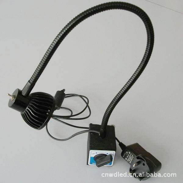 光线柔和5WLED磁性机床工作灯