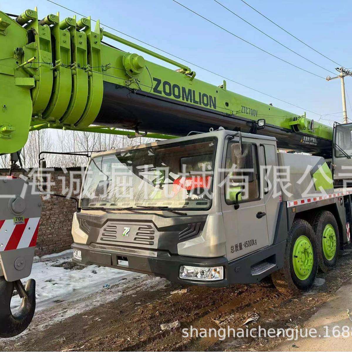中联重科70吨汽车吊kbk起重设备小型吊车中联ZTC700V