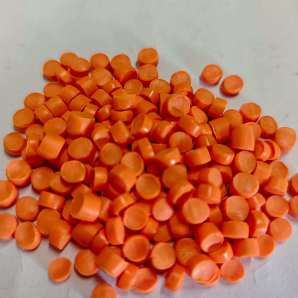 供应各种规格PVC电线料大量出售耐温电线料现货供应