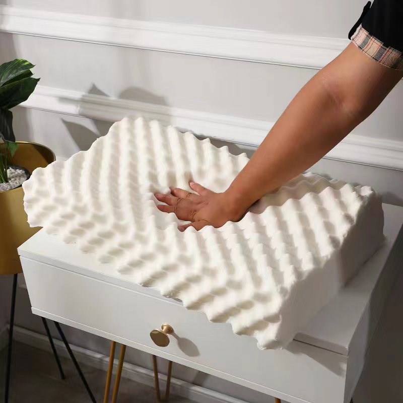 泰国天然乳胶枕头长方形枕芯低枕高枕按摩助睡眠枕芯学生枕头