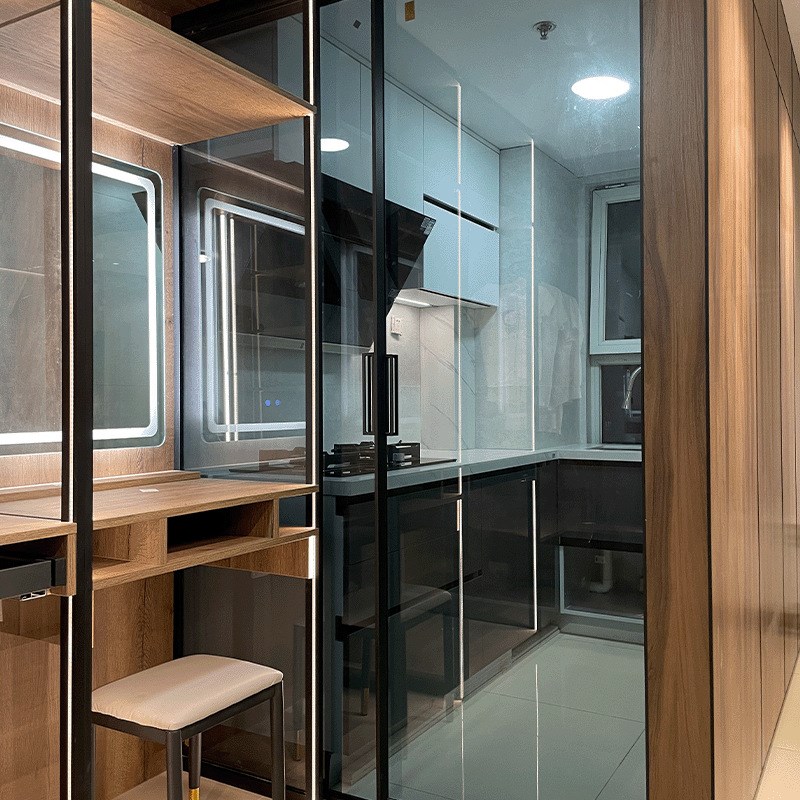 全屋衣柜家用卧室现代轻奢衣帽间爱格铝材置物架极简风家具定 制