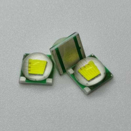 5-8瓦白光科锐T6灯珠5050陶瓷10W大功率creeXML（65mil芯片）
