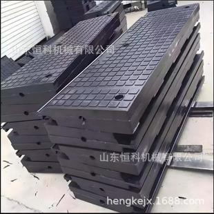 橡胶D型船舶停靠防撞护舷码头用拱型橡胶护舷港口码头橡胶护舷