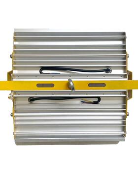 LE工矿灯灯路灯天棚投灯厂家直销节能耐D热压铸光MHLB系列一体