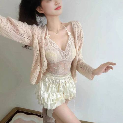 CreamySweet慵懒美人 甜美挂脖蕾丝内搭无钢圈带胸垫性感美背吊带