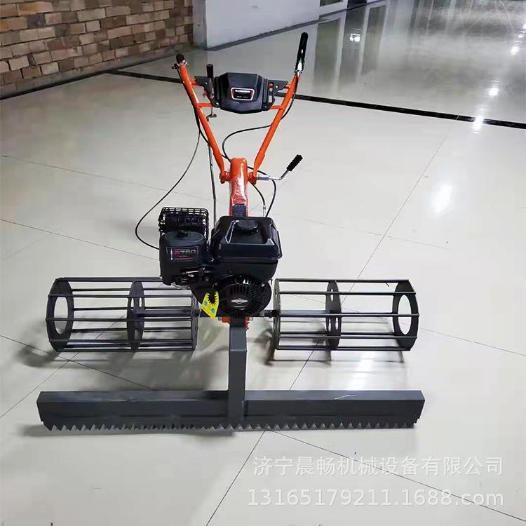乡村维修道路混凝土扒灰机铺料机小型手扶拖拉机改装整平机摊铺机