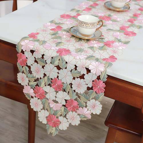 北欧风绣花桌旗布简约轻奢美式长条餐桌旗电视柜盖巾茶几桌布
