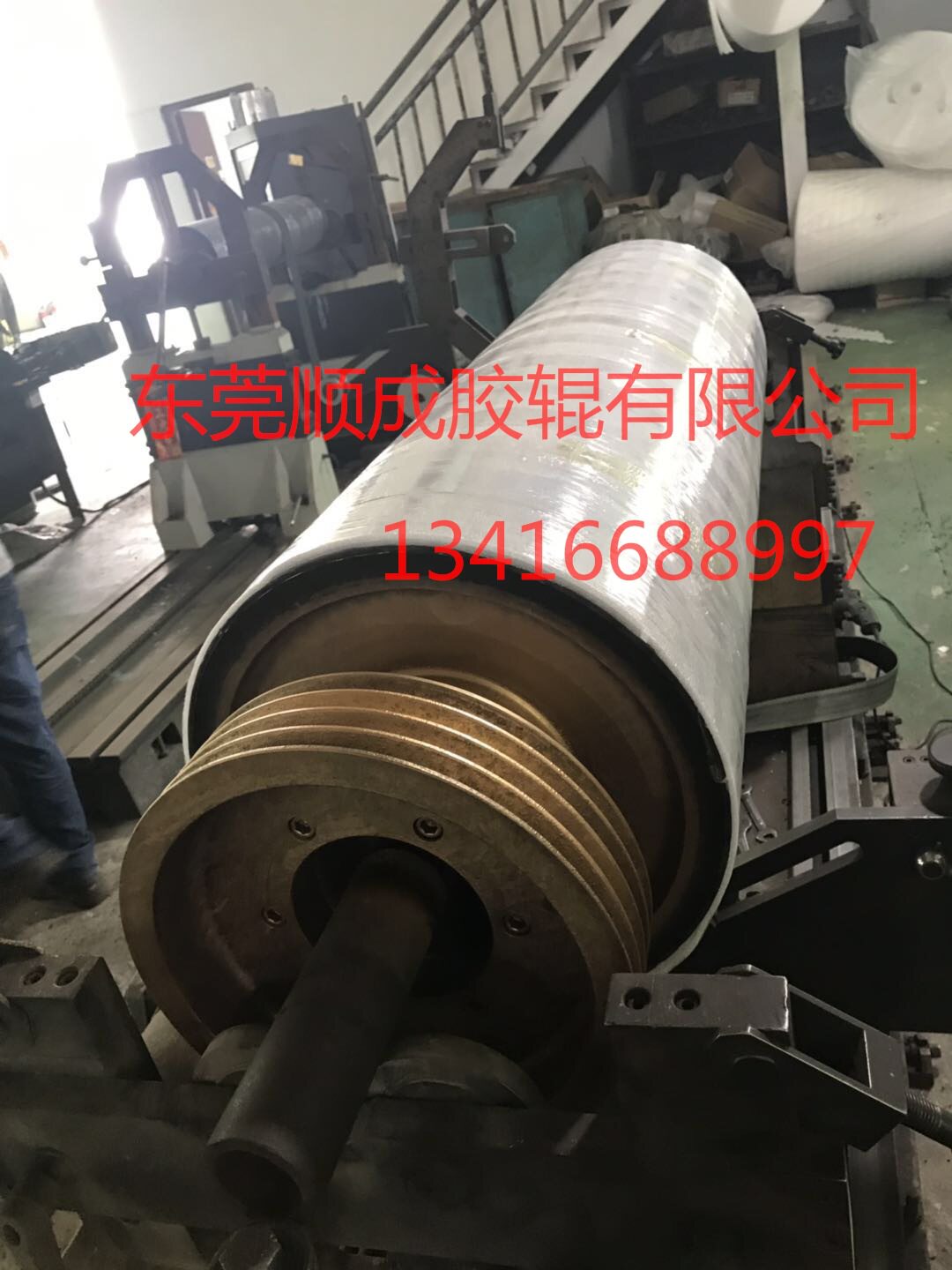 厂家生产 包胶砂光辊 订做 开槽动平衡 砂光机 胶辊配件