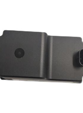 适用于奔驰C180C200LC260C300LGLC辅助蓄电池变压器电容C8