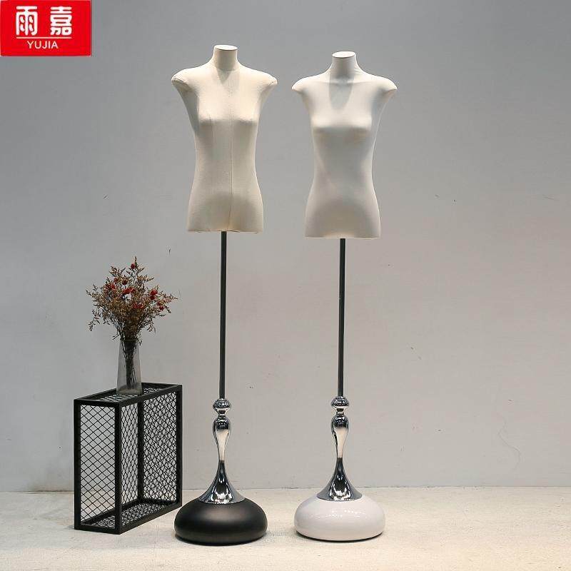 2025新款韩系女模特平胸扁身扁平服装店女装橱窗展示架水滴底盘