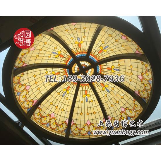 彩绘教堂玻璃彩色穹顶镶嵌玻璃穹顶室外别墅彩色穹顶玻璃采光顶