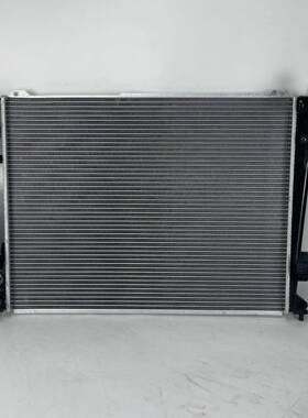 散热器直销适用于现代散热器25310-3Q600/3S651/3S650水箱钎