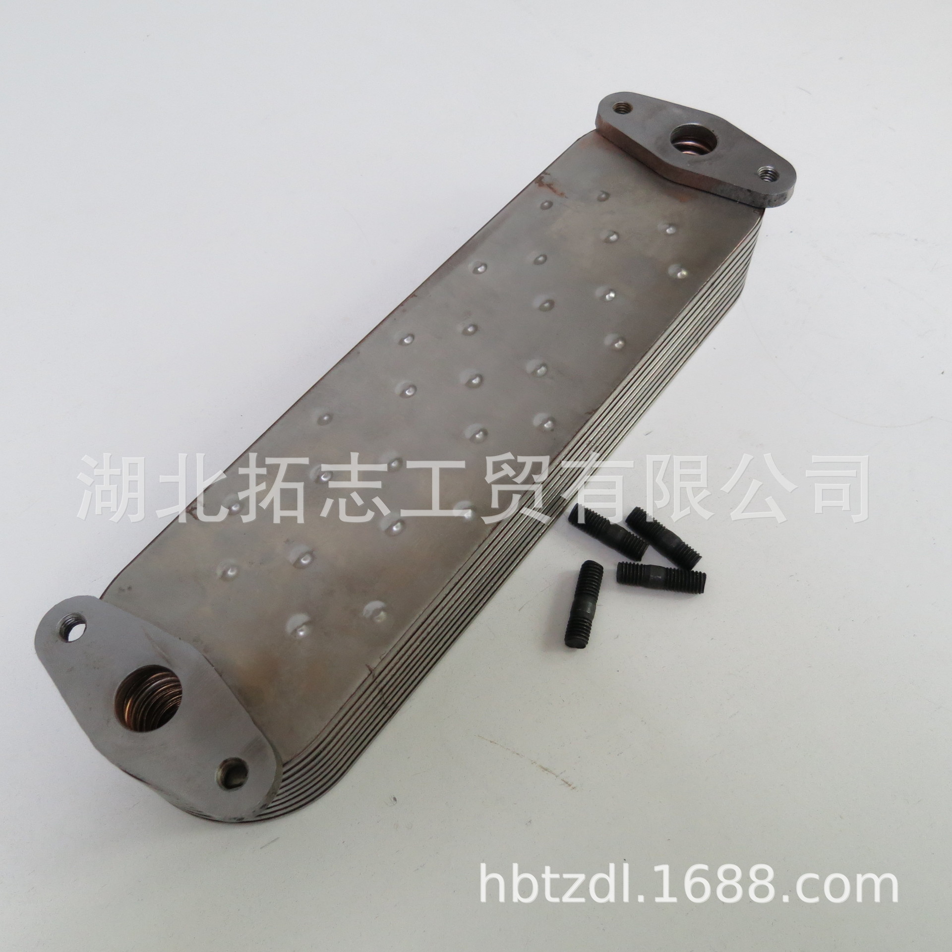 湖北拓志提供内燃机零部件中冷器芯4096005