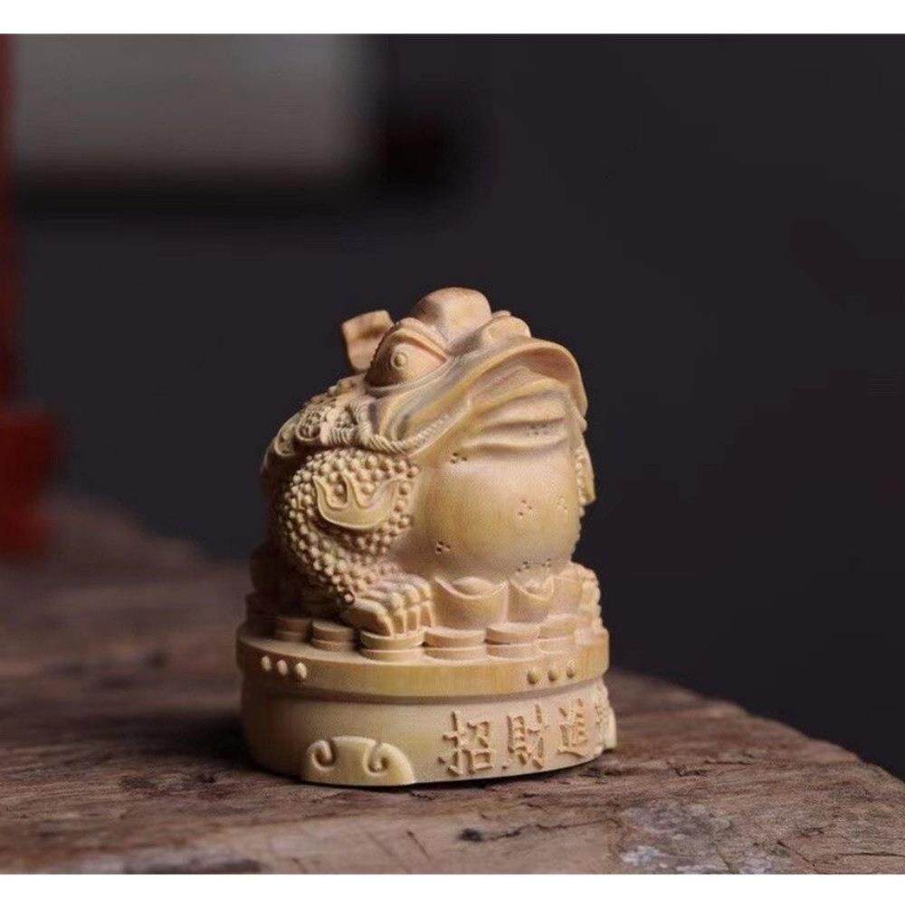 太行崖柏三足金蟾坐铜钱摆件底座雕刻招财进宝木制工艺品桌面饰品