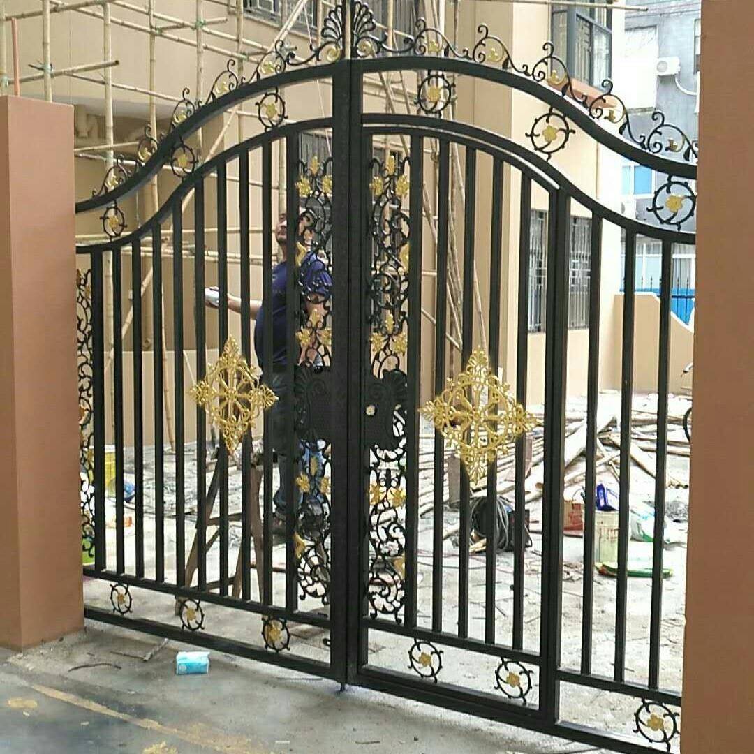 深圳销售别墅铁艺大门小区铁艺大门不锈钢、铝合金大门