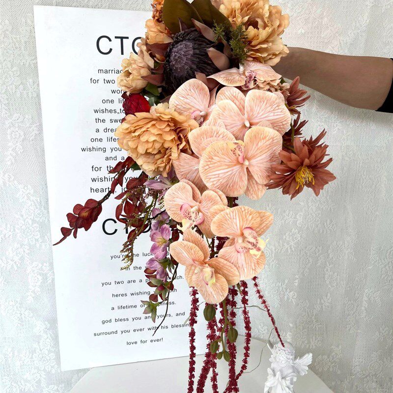 油画瀑布手捧花 红色蝴蝶兰花束 新娘结婚仿真花欧式婚礼摄影道具