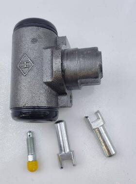 叉车配件杭叉合力CPCD50-70前轮刹车制动分泵轮缸小孔配M10刹车油