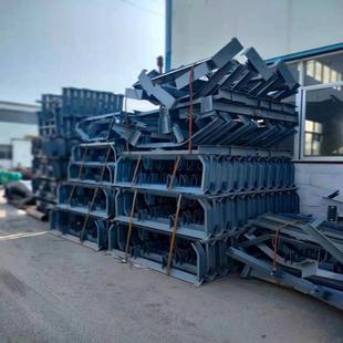 供应矿用托辊支架托辊吊架槽型调心滚筒支架组