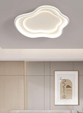 202跨5新款厅主灯现代简约大气高亮云62570朵吸顶奶油风灯广东中
