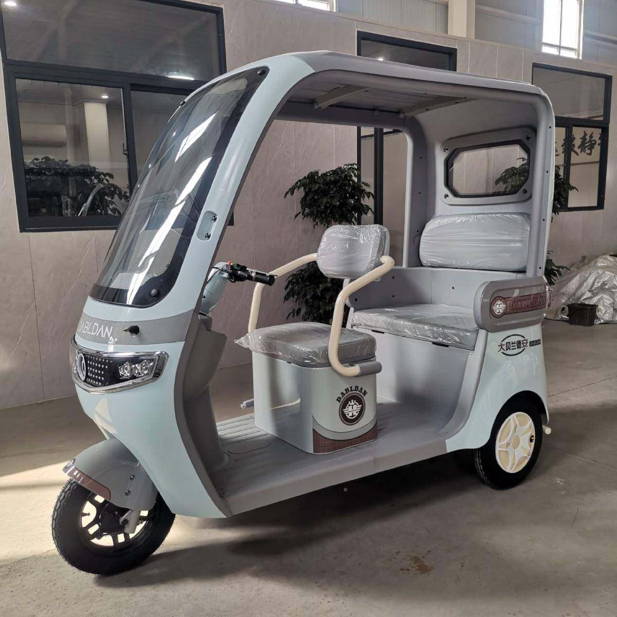 一车体棚电动三轮车遮动车风威龙挡雨休闲电三轮客货两用家用电三