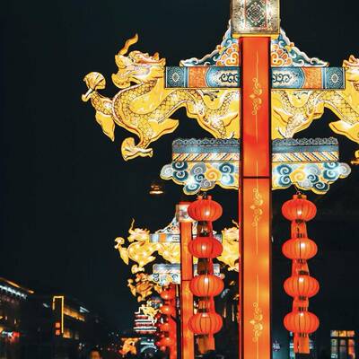 025龙2IGM年户金夜鱼灯中秋国庆花灯装饰批發外不城景区亮化灯笼