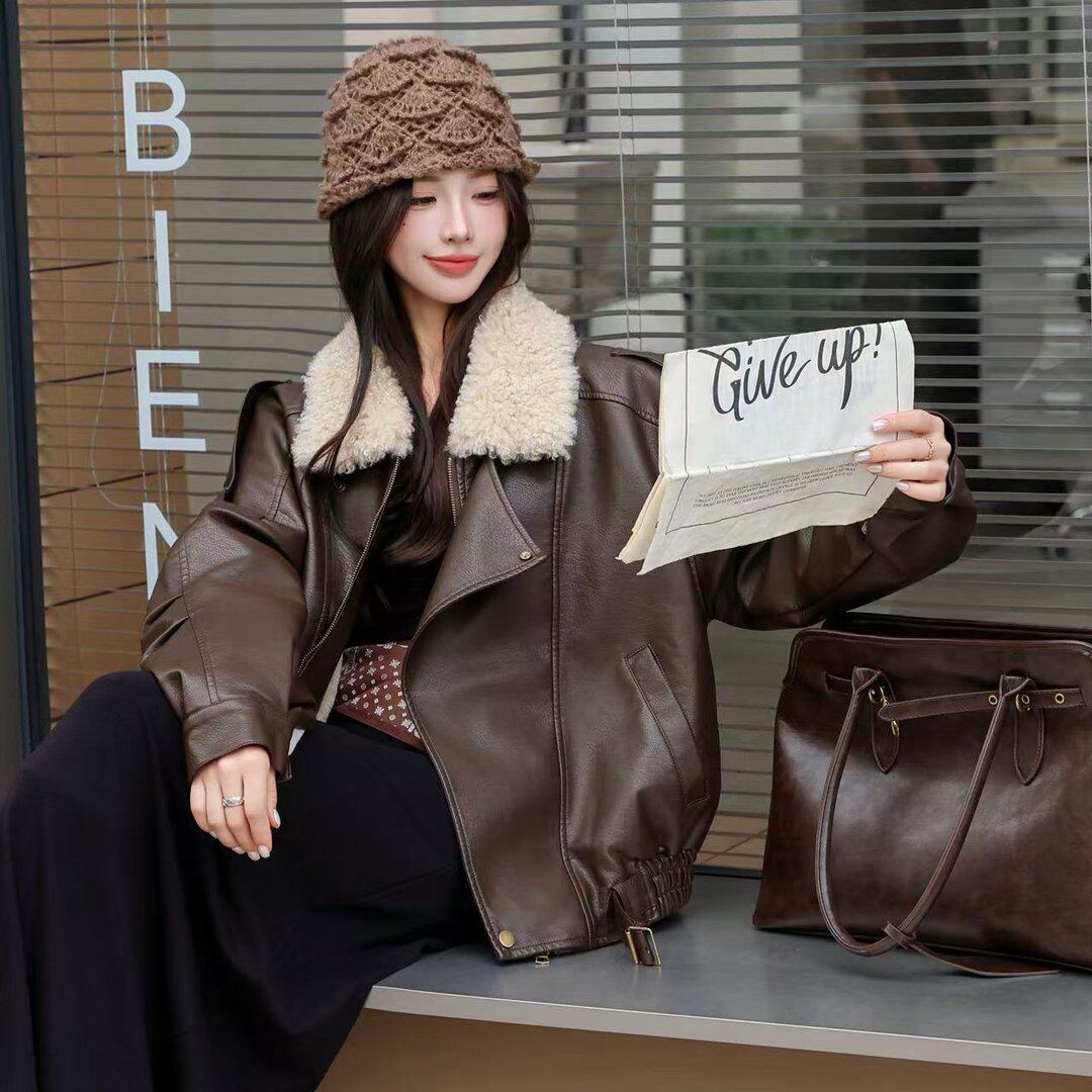 实拍实价酷飒羊羔绒毛领蛋白皮衣外套女加厚加绒美式机车宽松夹克