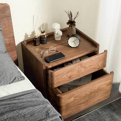 北樱美黑CTG-004胡桃木滚床头柜室桃卧木原木实木防落储物床边柜