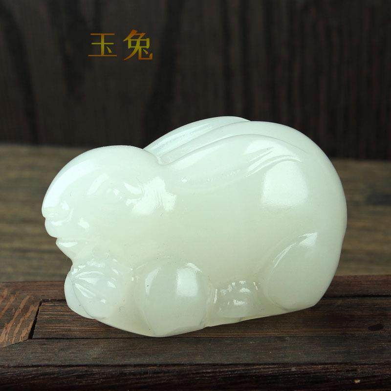 阿富汗羊手脂22488级白玉猪貔貅福手把件工雕刻播手抓件直货源
