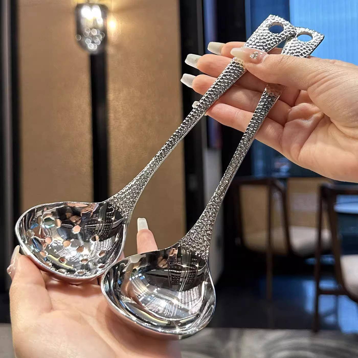 新款锤纹大头勺大漏勺2元食品级汤勺包邮漏勺火锅勺耐用小商品