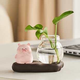 可爱小猪水培摆件办公室好物女生电脑办公桌面工位装饰品治愈解压