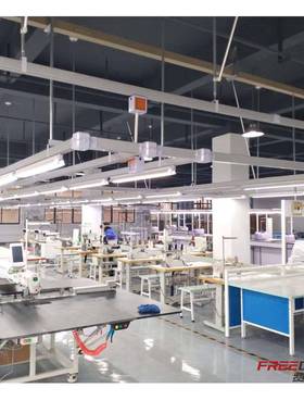 服装厂车间照明母线槽OBK桥架生间整设备供电桥产车架提供厂设计